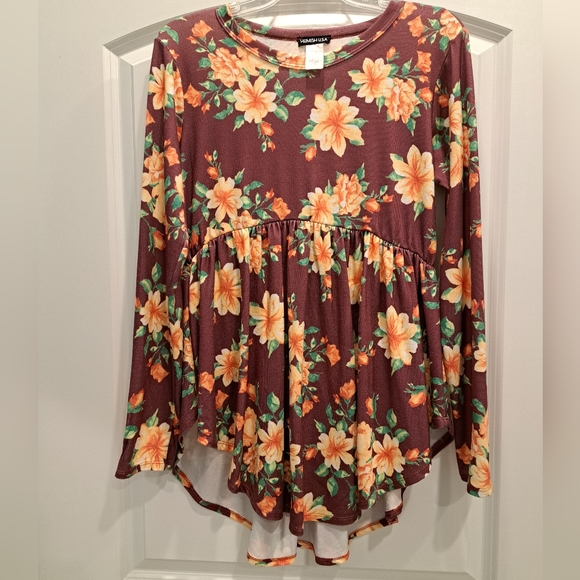 Beautiful Heimish USA top - Picture 1 of 2